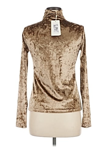 Momoni Long Sleeve Top (view 2)