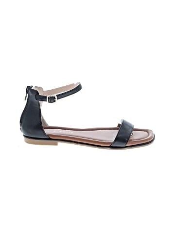 Kelly & Katie Sandals (view 1)