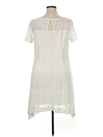 Signature by Robbie Bee Casual Dress (view 2)
