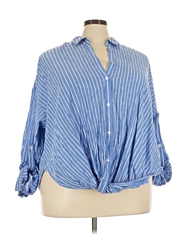 Torrid 3/4 Sleeve Button-Down Shirt (view 1)