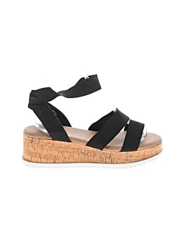 Torrid Wedges (view 1)
