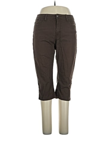 Lee Khakis (view 1)