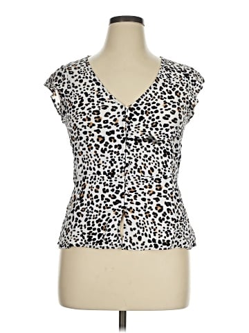 Sanctuary Sleeveless Blouse (view 1)