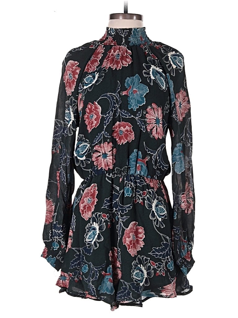 Pre-owned Astr Romper In Black