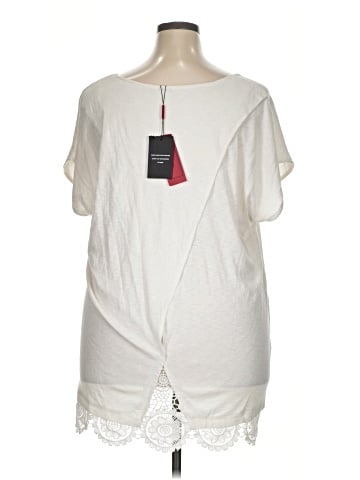 Love Scarlett Short Sleeve T-Shirt (view 2)