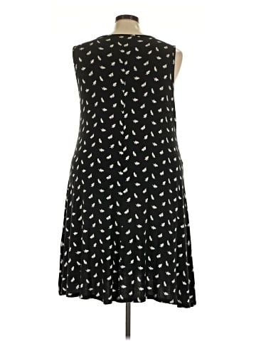 Croft & Barrow Casual Dress (view 2)