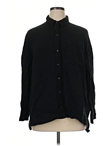Old Navy Long Sleeve Button-Down Shirt (view 1)