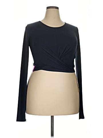 Fabletics Long Sleeve T-Shirt (view 1)