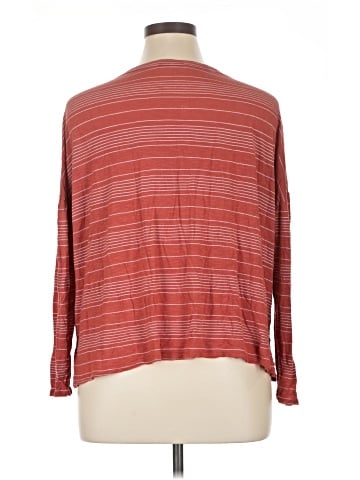 Sweet Claire 3/4 Sleeve T-Shirt (view 2)