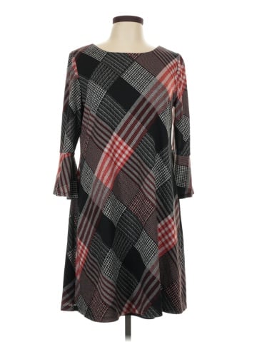 Sandra Darren Casual Dress (view 1)