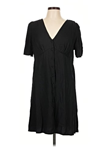 Old Navy Casual Dress (view 1)