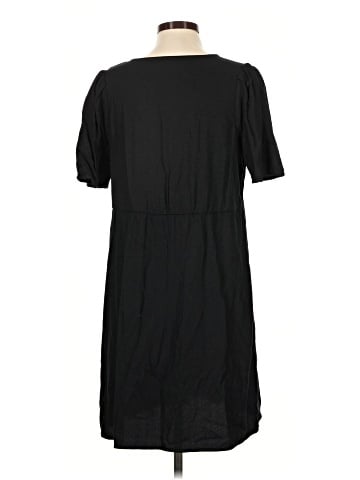 Old Navy Casual Dress (view 2)