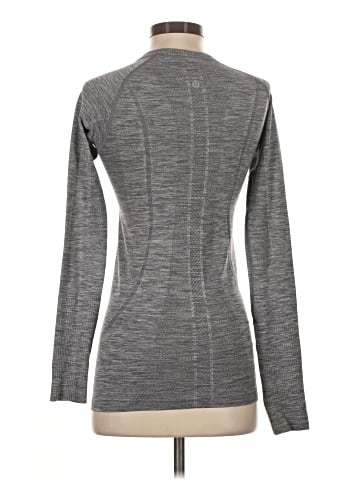 Lululemon Athletica Long Sleeve T-Shirt (view 2)