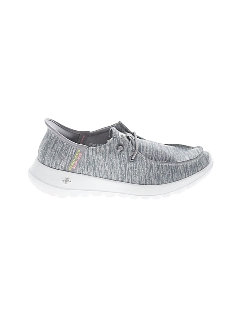 Pre-owned Skechers Sneakers In Gray