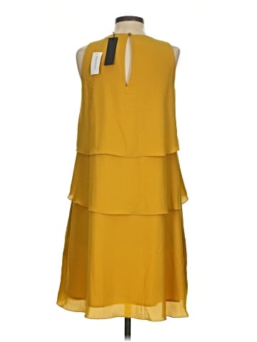 Banana Republic Cocktail Dress (view 2)