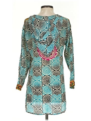 Tolani 3/4 Sleeve Blouse (view 2)