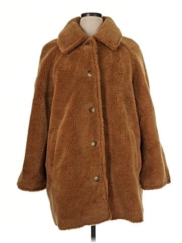 Gap Coat (view 1)