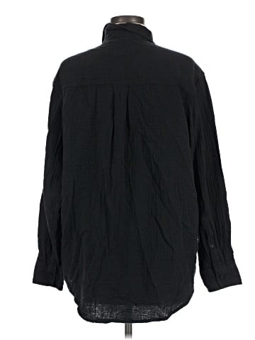 Gap Long Sleeve Button-Down Shirt (view 2)