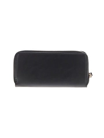 Unbranded Wristlet (view 2)