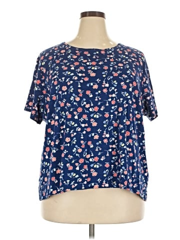 Croft & Barrow Short Sleeve T-Shirt (view 1)