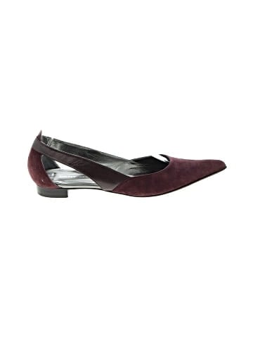DKNY Flats (view 1)