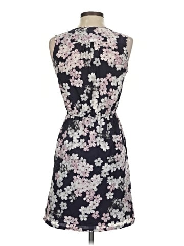 Ann Taylor LOFT Outlet Cocktail Dress (view 2)