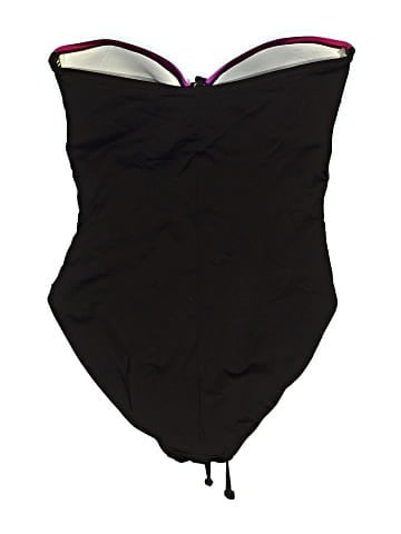 La Blanca One Piece Swimsuit (view 2)