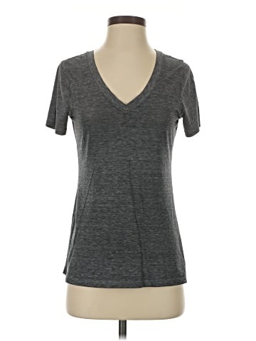 Old Navy Active T-Shirt (view 1)