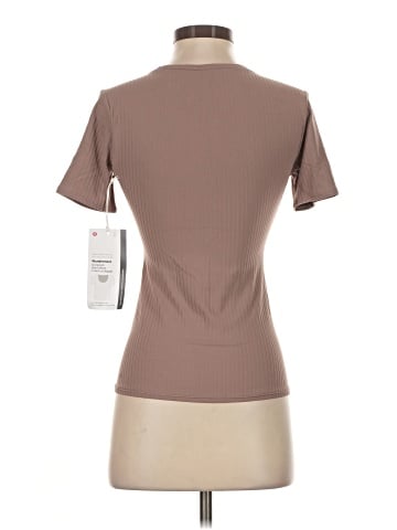 Lululemon Athletica Short Sleeve T-Shirt (view 2)