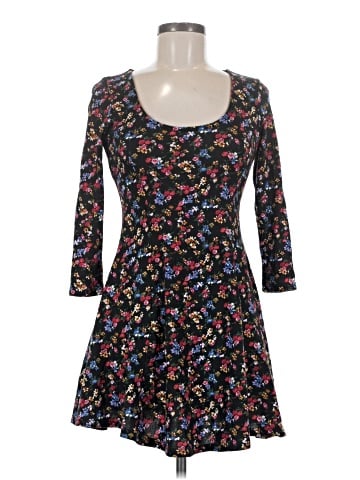 Forever 21 Casual Dress (view 1)