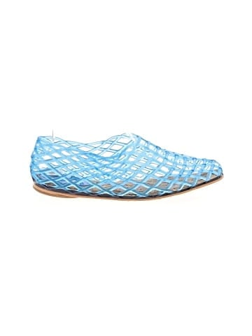 Unbranded Flats (view 1)