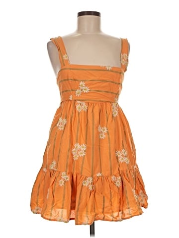 Urban Outfitters Casual Dress (view 1)