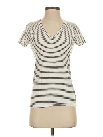 Gap Short Sleeve T-Shirt (view 1)