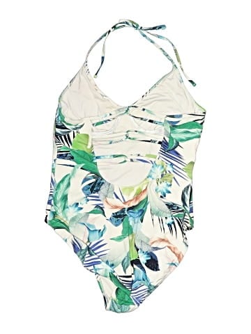 La Blanca One Piece Swimsuit (view 2)