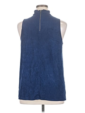 Sans Souci Sleeveless T-Shirt (view 2)