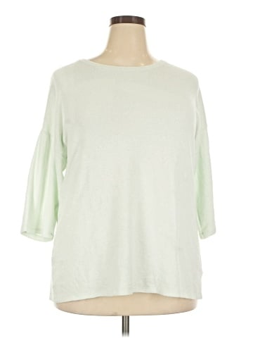 Torrid 3/4 Sleeve T-Shirt (view 1)
