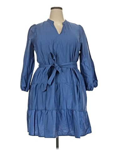 Crown & Ivy Casual Dress (view 1)