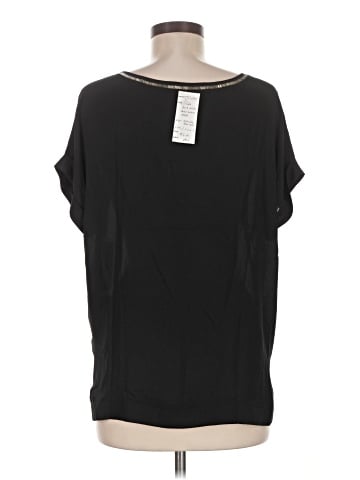 Appraisal Short Sleeve Blouse (view 2)