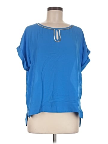 Appraisal Short Sleeve Blouse (view 1)