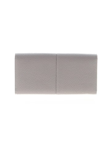 Unbranded Wallet (view 2)