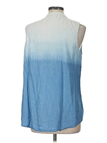 Chico's Sleeveless Button-Down Shirt (view 2)