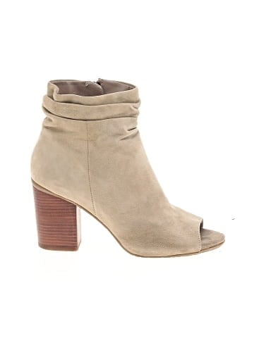Kenneth Cole REACTION Ankle Boots (view 1)