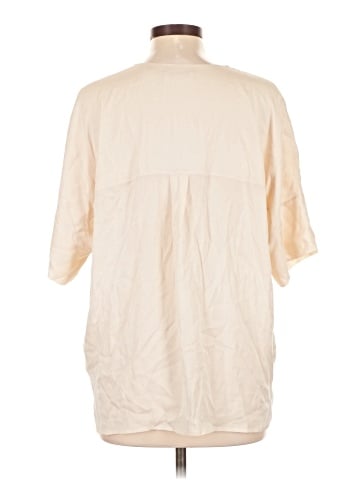 Vince. Short Sleeve Silk Top (view 2)