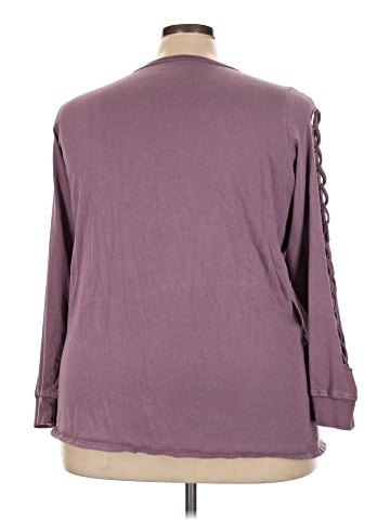 Torrid 3/4 Sleeve T-Shirt (view 2)