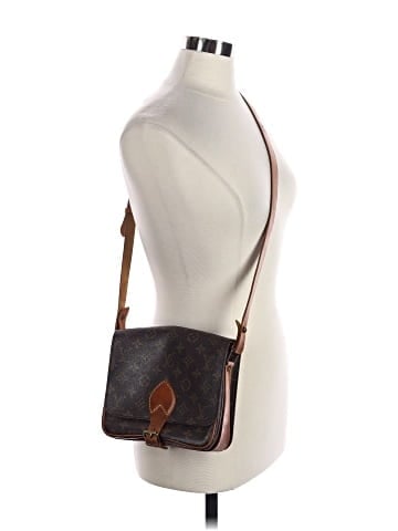 Louis Vuitton Vintage Monogram Cartouchiere MM crossbody (view 2)