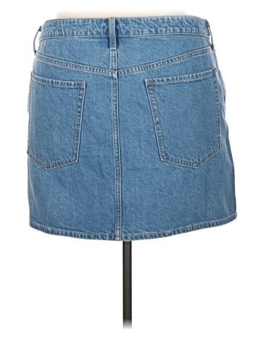 Old Navy Denim Skirt (view 2)
