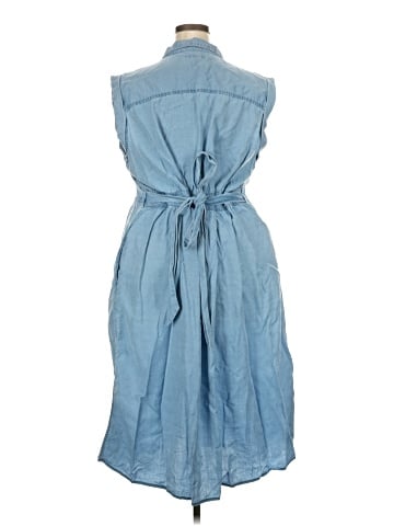 Banana Republic Casual Dress (view 2)