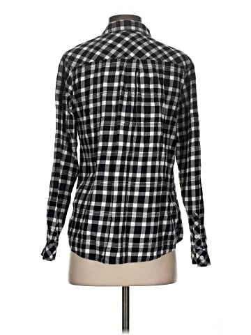 Croft & Barrow Long Sleeve Button-Down Shirt (view 2)