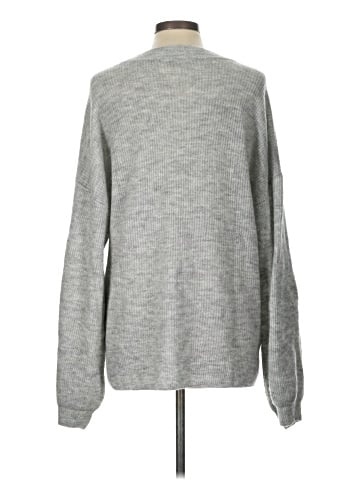 Gap Pullover Sweater (view 2)