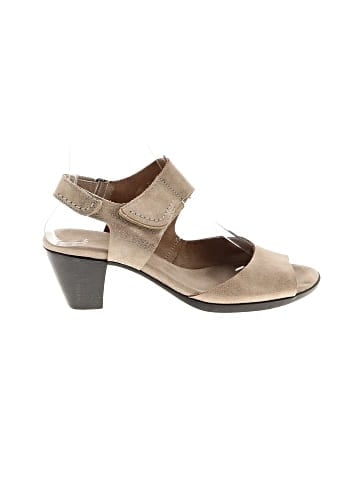Munro American Sandals (view 1)